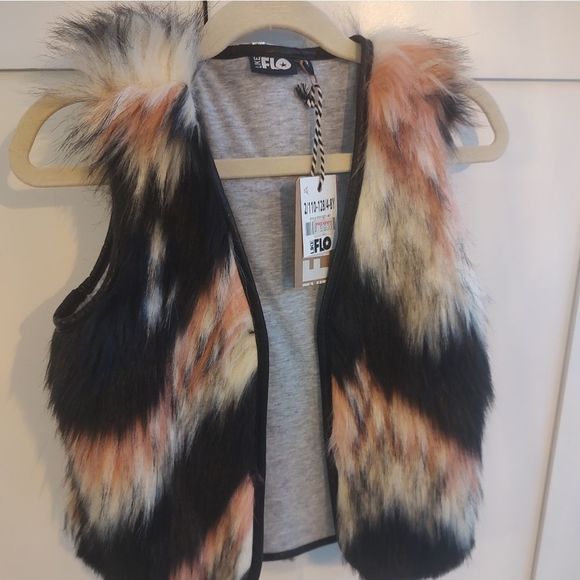 5T Toddler Fur Vest - Picture 2 of 13